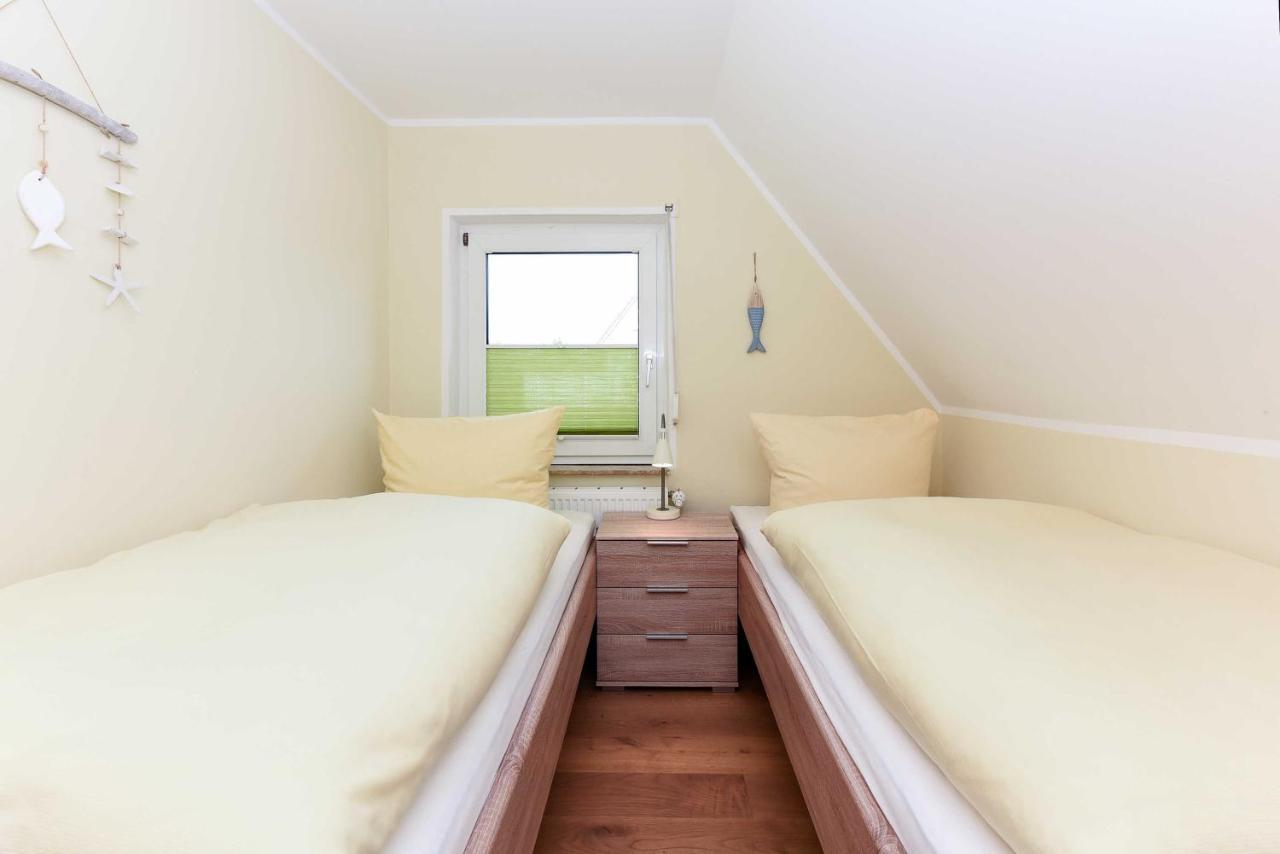 Ferienwohnung Teezeit Neuharlingersiel Bilik gambar